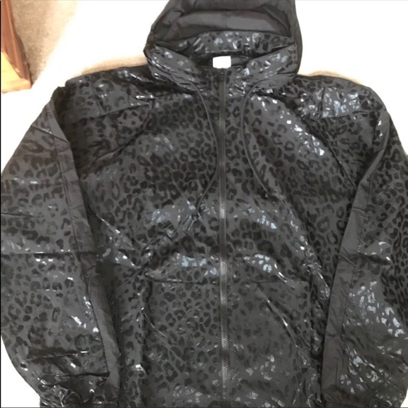 PINK VICTORIAS SECRET HOODED SPORT JACKET BLACK LEOPARD RARE - Picture 4 of 6